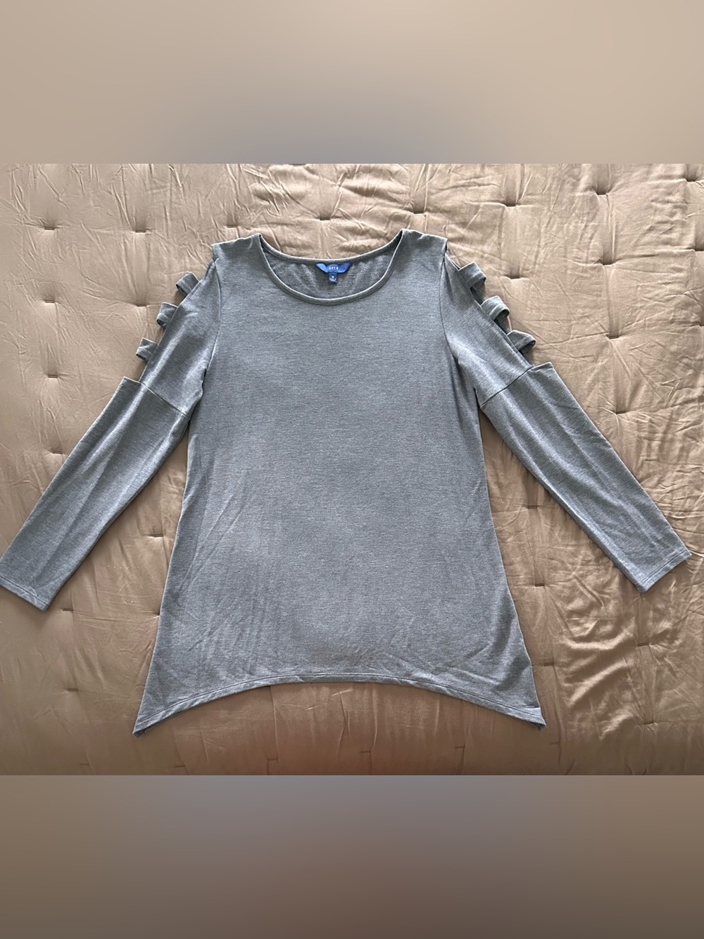 APT. 9 Bluish Gray Sleeve Long Sleeve Top